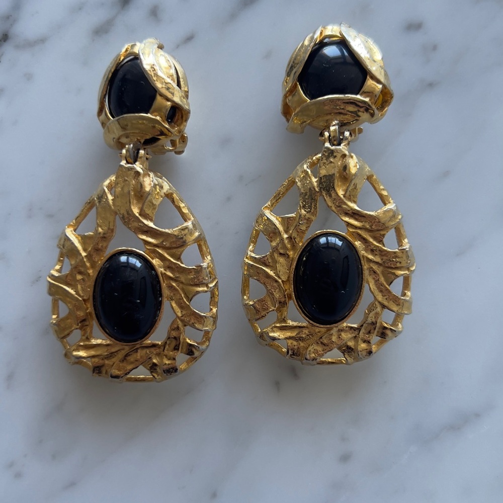 Vintage Elegant Gold and Black Drop Earrings